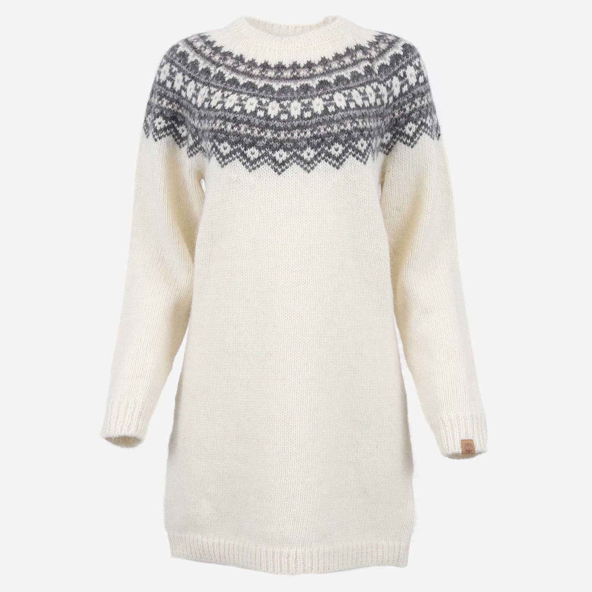 Fróðný long wool sweater 